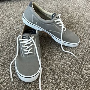 Men’s Sperry Top-Sider sneaker